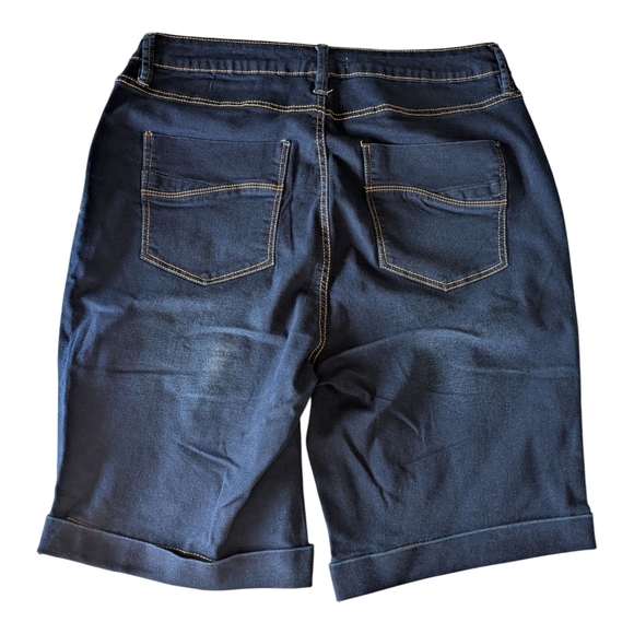 Dark Blue Denim Shorts. Size 16. - Picture 3 of 8